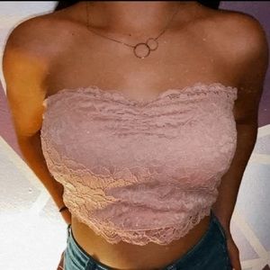 Cropped light pink floral lace top